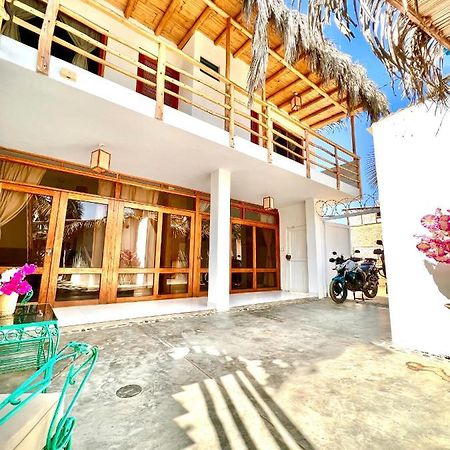 לינה וארוחת בוקר מנקורה Casa Maracuya מראה חיצוני תמונה